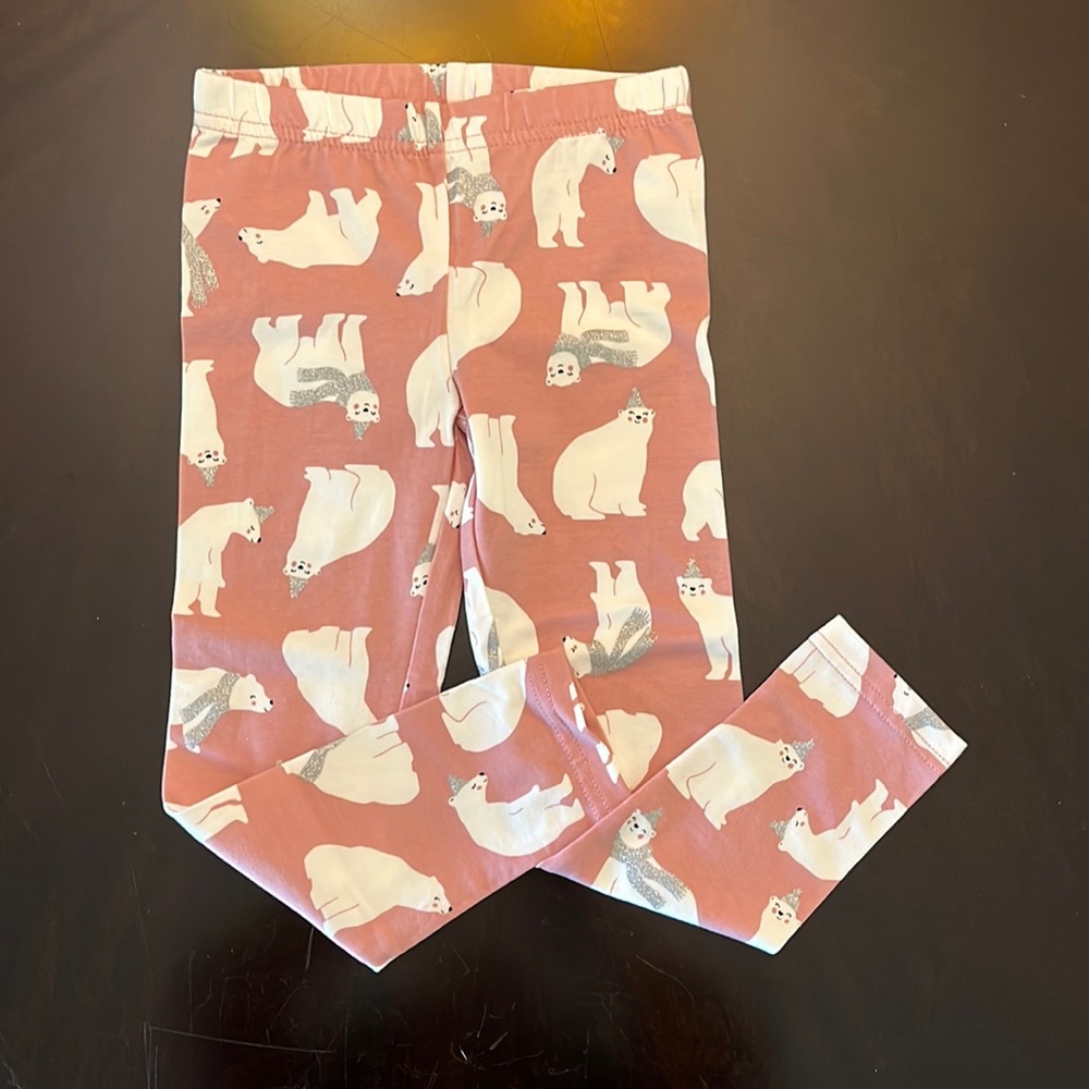 Carter’s girls 4T leggings.